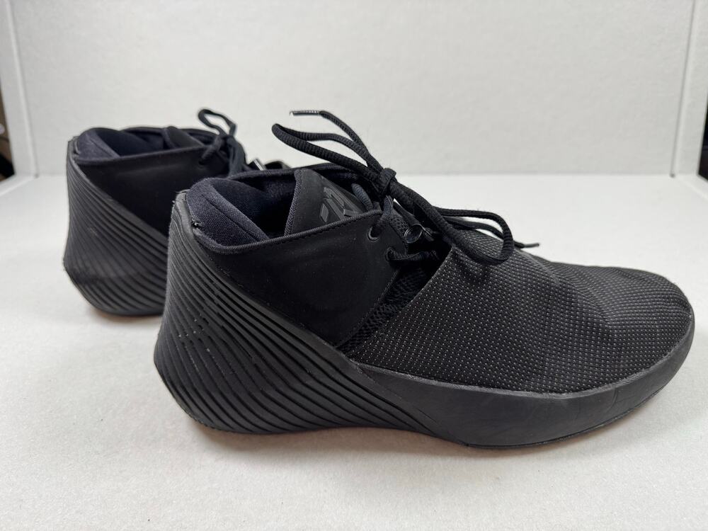Air Jordan Vintage Why Not Zer0.1 Low Triple Black AR0043-001 2018 New 12